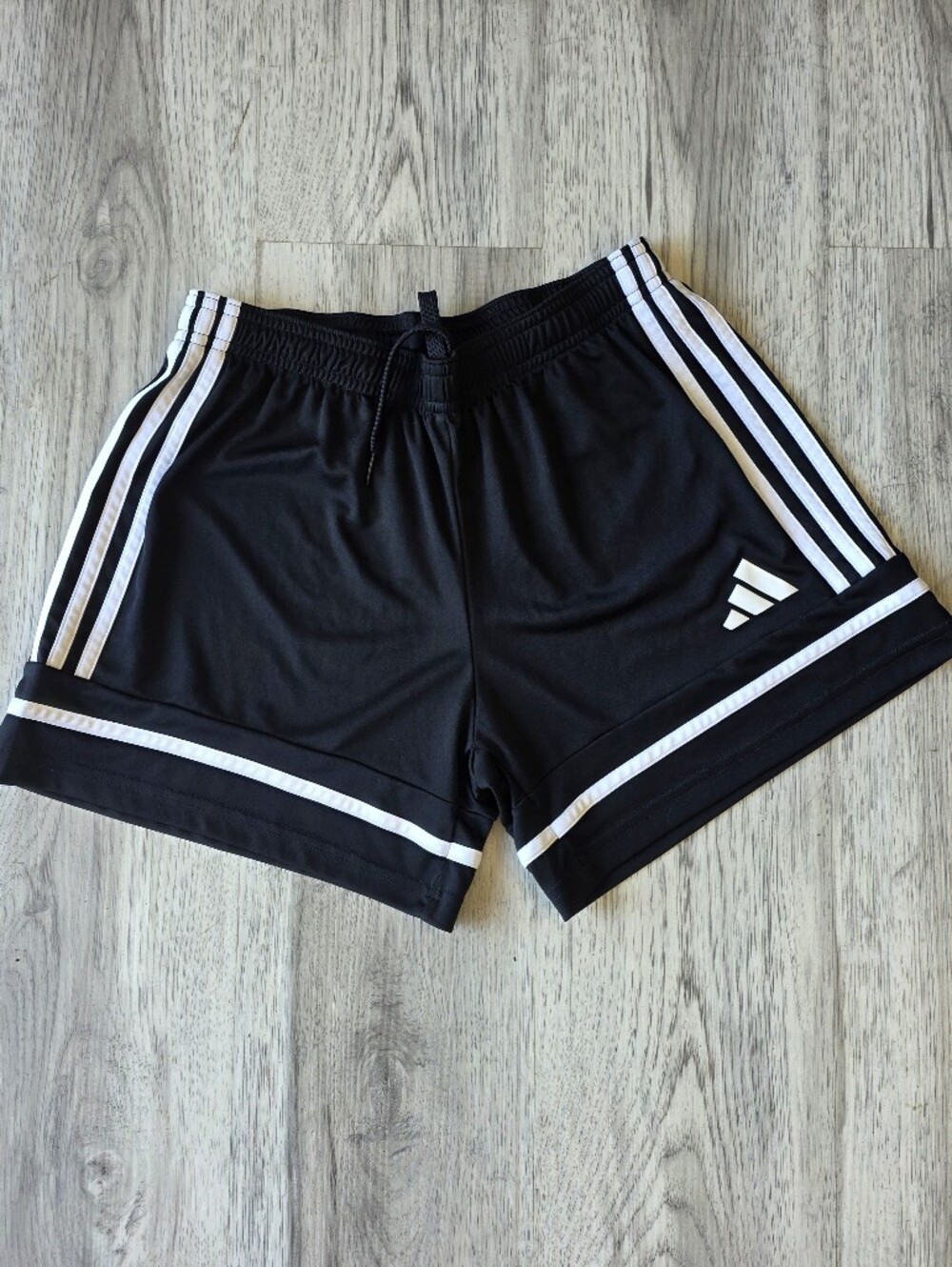 Adidas Women’s Black 3 Stripe Aeroready Shorts Small